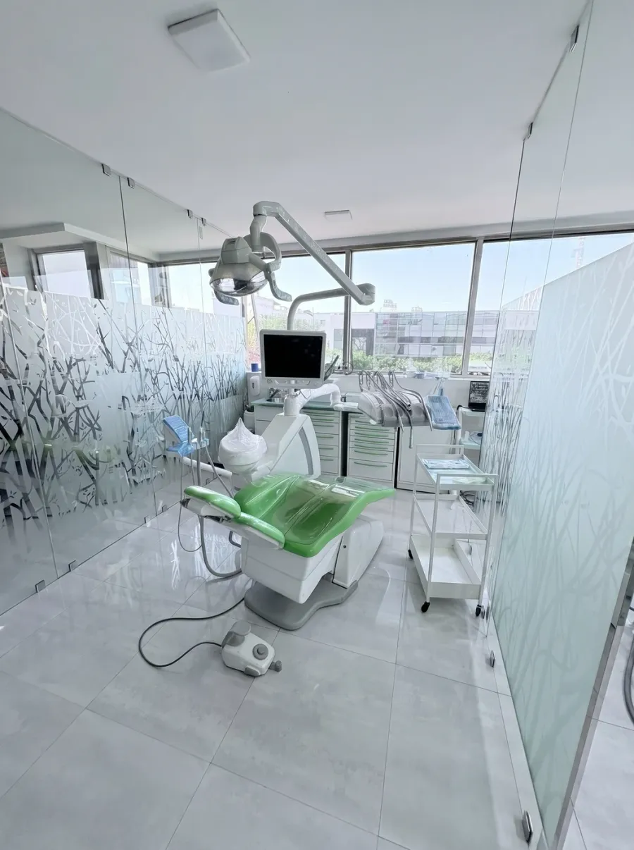Salle de soins équipée du cabinet